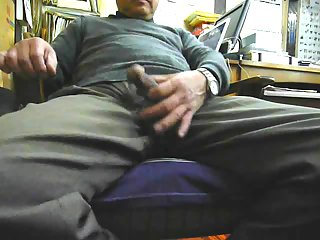 Male masturbation in office